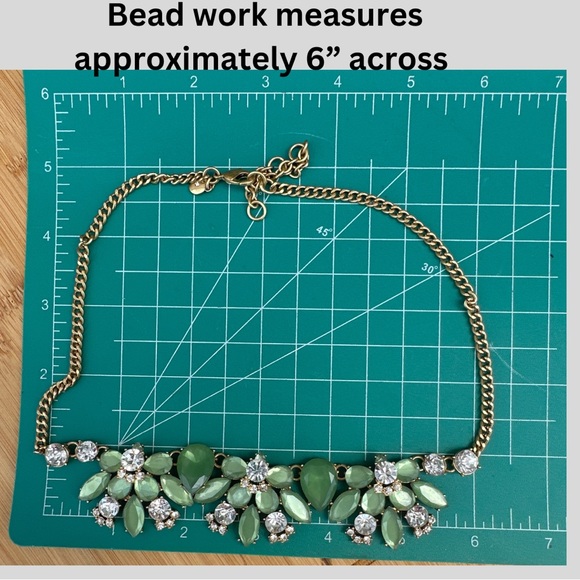 J Crew Factory Gold Tone and Green Statement Bib Necklace - Picture 13 of 16